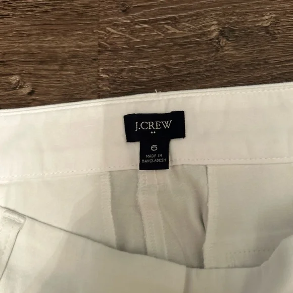 J. Crew White Shorts Classic Casual Style - Picture 3 of 4